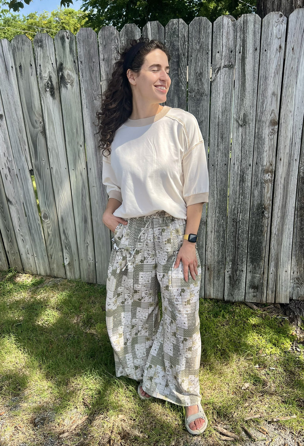 Cream Short Sleeve Sweatshirt