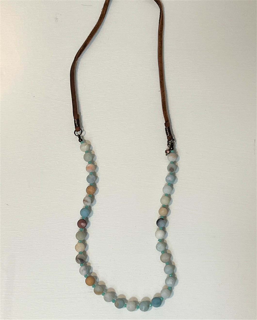 Judeline Neckline
