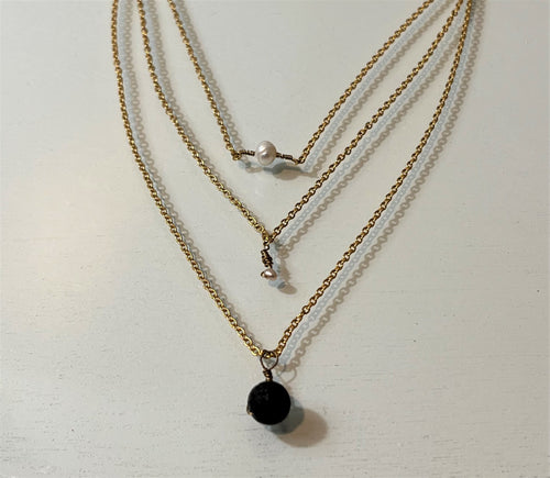Pavati Necklace